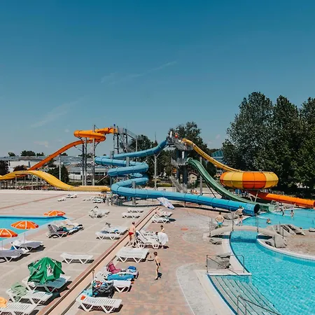 Camping Happy Camp Mobile Homes In Terme Catez 4*