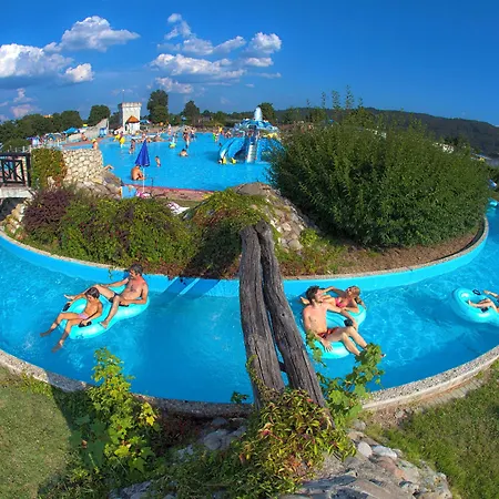 Parque de Campismo Happy Camp Mobile Homes In Terme Catez Catez ob Savi