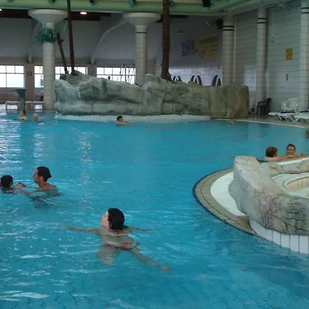 Happy Camp Mobile Homes In Terme Catez Camping 4*
