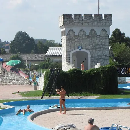 Camping Happy Camp Mobile Homes In Terme Catez 4*