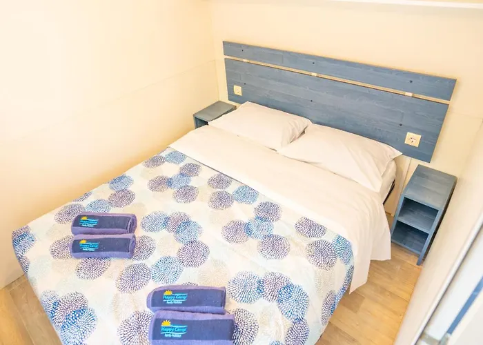 Kemping Happy Camp Mobile Homes In Terme Catez Čatež ob Savi